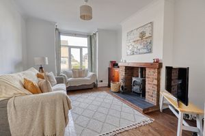 Lounge- click for photo gallery